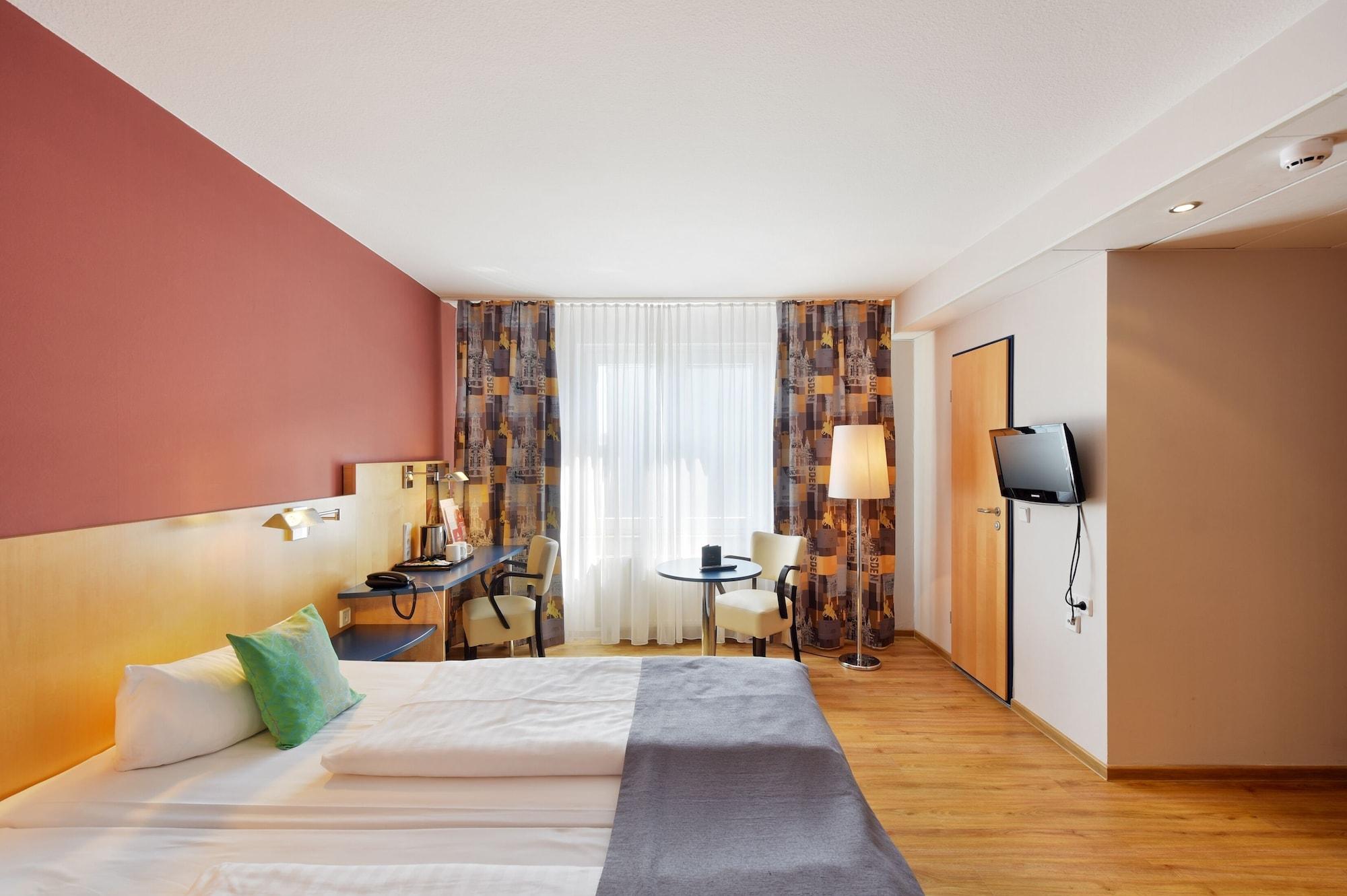 Amedia Elbpromenade Hotel Dresden