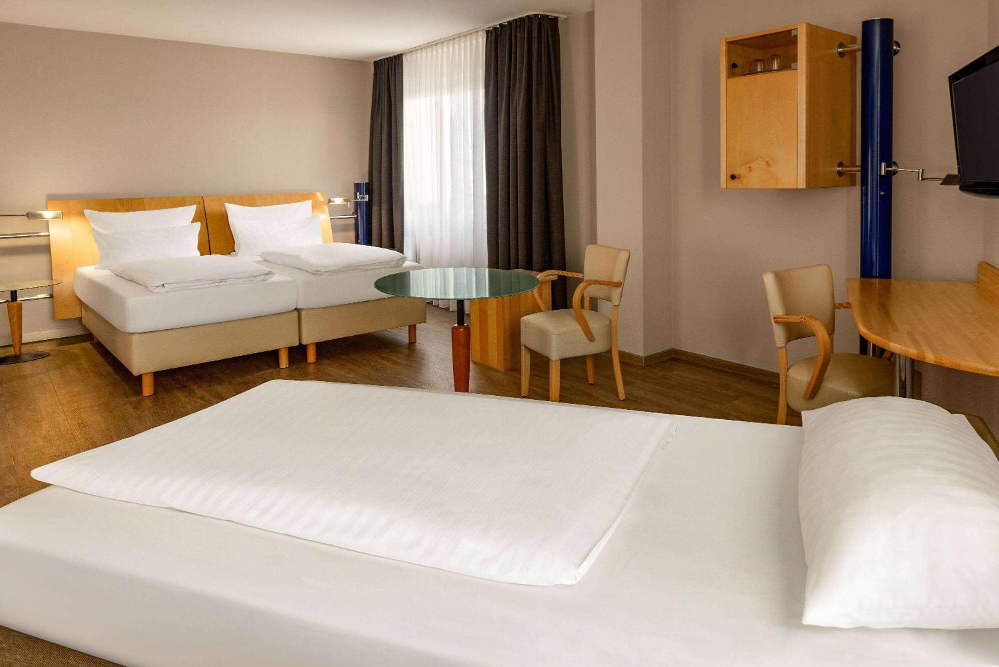 Amedia Elbpromenade Hotel